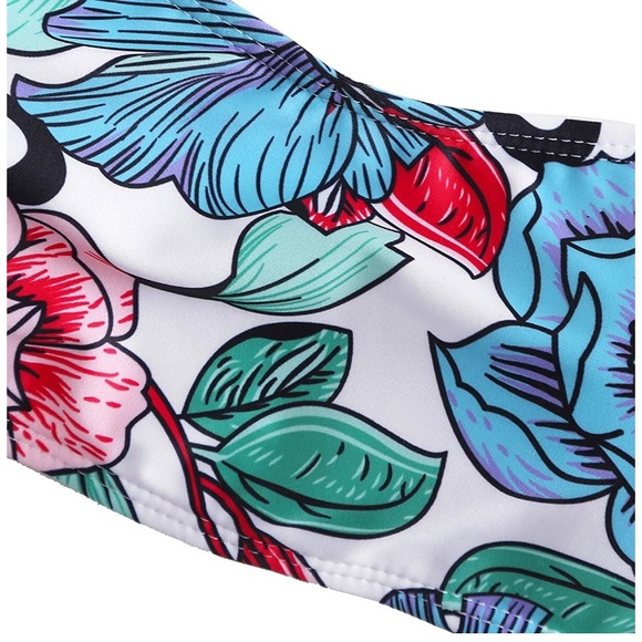 Last One Smallš„Floral Off-shoulder Bikini - Picture 4 of 7